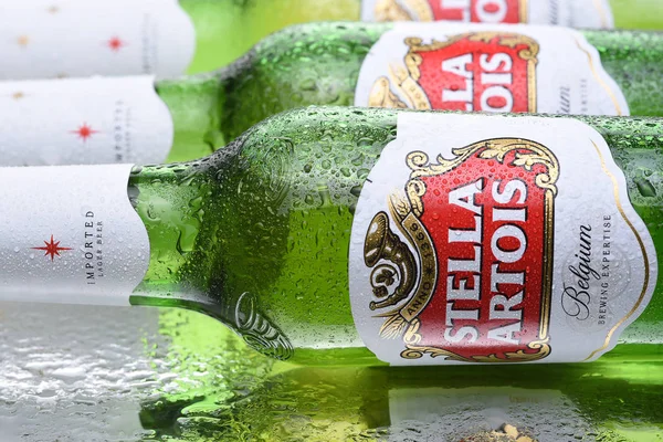 Irvine Kalifornie Března 2018 Detailní Pivo Stella Artois Stella Vaří — Stock fotografie