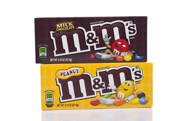 Irvine California January 2018 Peanut Milk Chocolate Two Boxes Popular — Stock Photo, Image