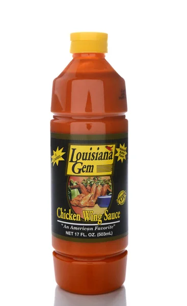 Irvine Juni 2015 Enda Flaska Louisiana Pärla Chicken Wing Sås — Stockfoto