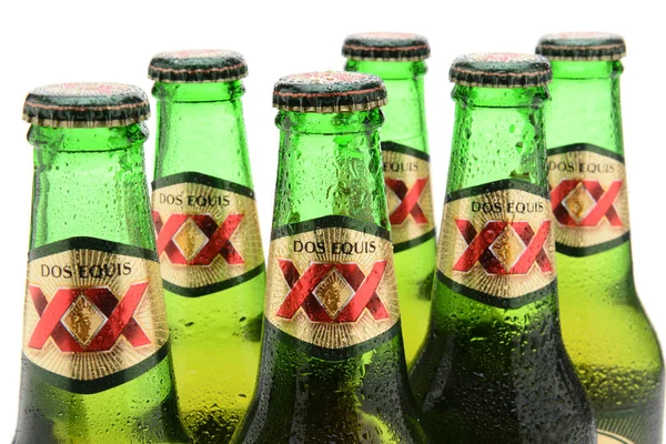 Irvine Mai 2014 Gros Plan Sur Dos Equis Lager Bottles — Photo