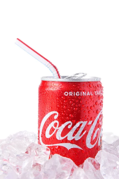 Irvine California Marzo 2018 Una Lata Coca Cola Con Paja —  Fotos de Stock