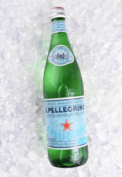 Irvine Kalifornie Března 2017 San Pellegrino Minerální Vody Ledě Perlivá — Stock fotografie