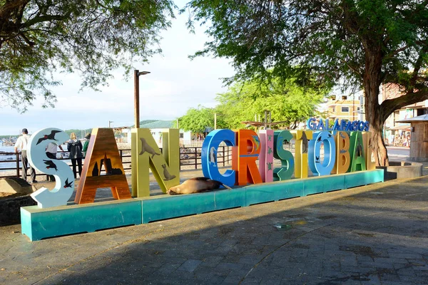 Ilha São Cristóvão Galapagos Fevereiro 2017 Colorido San Cristobal Assina — Fotografia de Stock