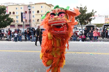 Los Angeles - 9 Şubat 2019: Çince Ejderha, Chi (enerji) ve iyi servet, Çin yeni yılı kutlayan Golden Dragon geçit töreninde sembolü.