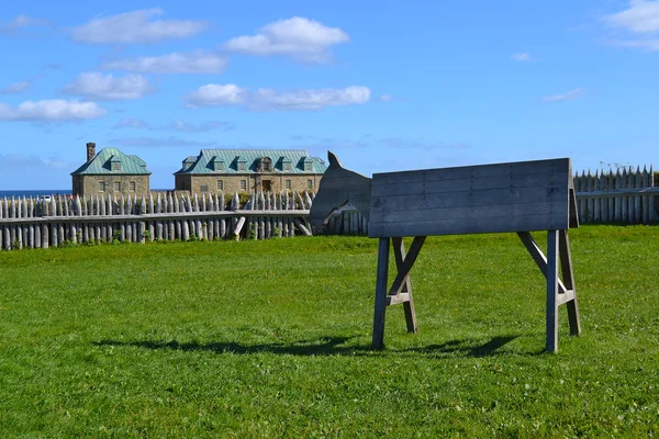 Cavalo de prática no The fortaleza de Louisbourg — Fotografia de Stock