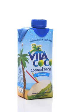 Vita Coco Hindistan Cevizi Suyu bir kağıt kutusu.