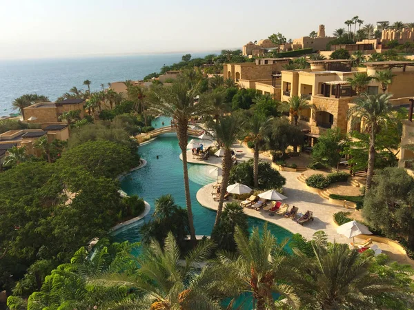 Kempinski Hotel Ishtar, aan de dode zee, de grootste Spa in de — Stockfoto