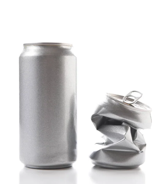 Closeup of a full aluminum can and one crushed empty can. Cans h — Stock Photo, Image