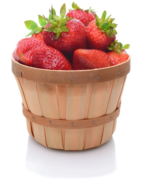 A basket full of freshly picked red ripe strawberries, over whit — Stock Photo, Image