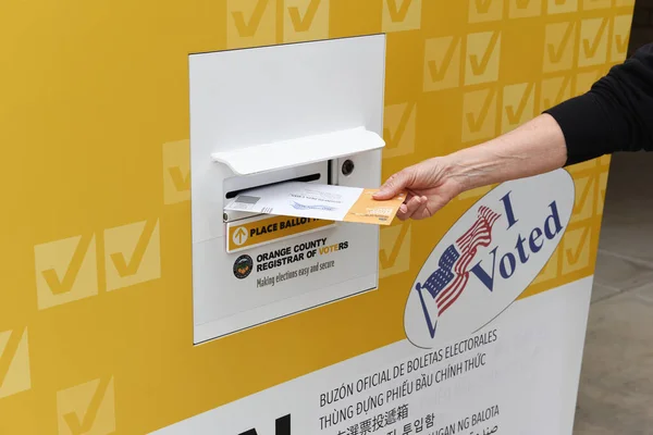 Irvine California Oct 2020 Woman Placing Mail Ballot Official Ballot — Stock Photo, Image