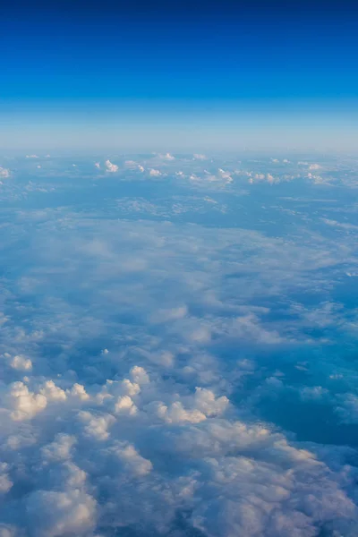 Volando Sopra Nuvole Vista Aerea Dall Aeroplano — Foto Stock