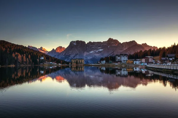 Misurina Dolomitok Olasz Alpok Látható Naplemente Sorapiss Hegy Háttérben Dél — Stock Fotó