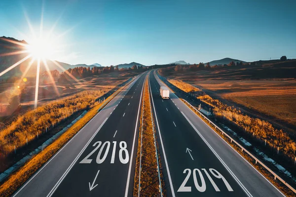 Driving Open Road Beautiful Sunny Day 2018 New Year 2019 — Stock Photo, Image