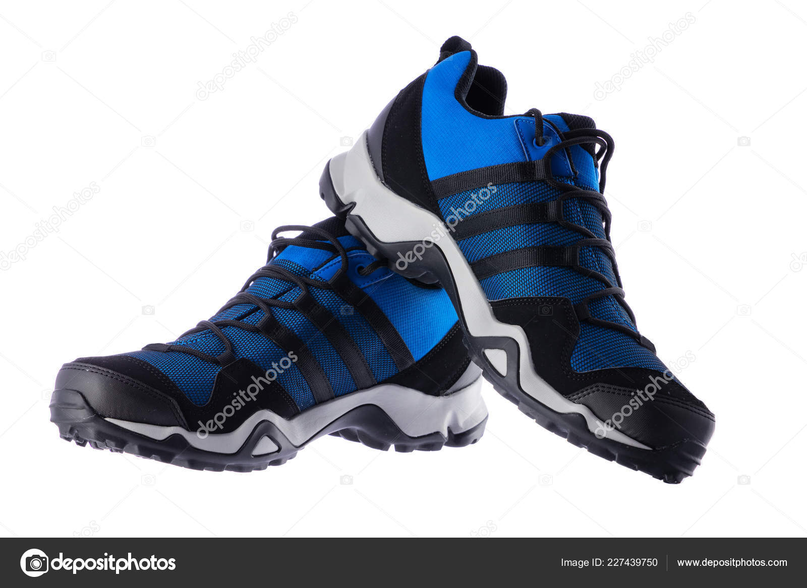 waterproof sports shoes for men
