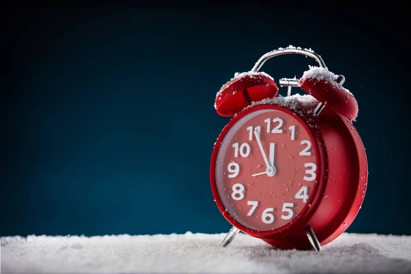 Kerstmis Achtergrond Van Alarm Clock Sneeuw — Stockfoto