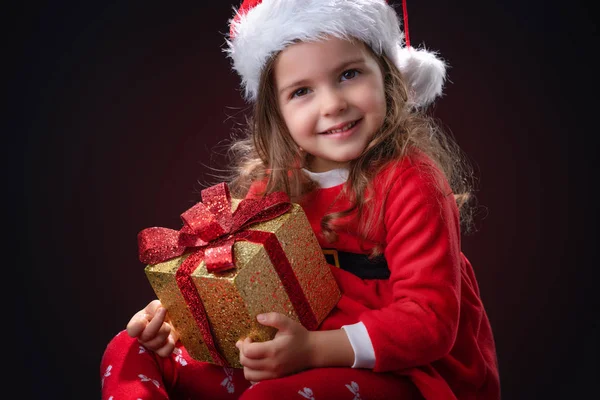 Santa Niño Con Regalos Navidad Aislado Sobre Fondo Negro — Foto de Stock