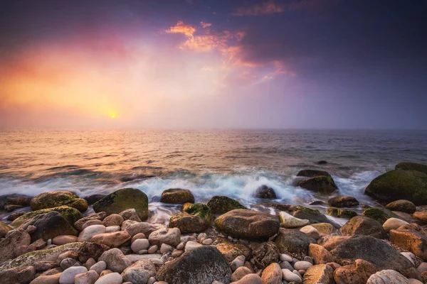 Красивий Хмарний Пейзаж Над Узбережжям Красивий Схід Сонця — стокове фото