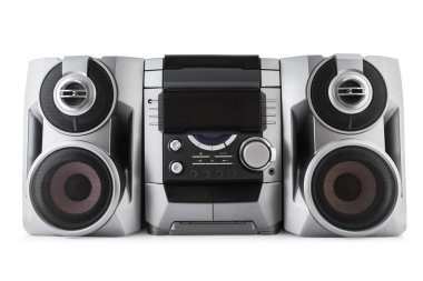 Kompakt stereo sistemi cd ve kaset çalar beyaz arka plan üzerinde kırpma yolu ile izole.