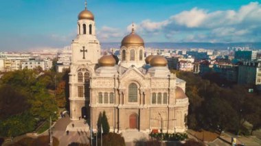 Varna, Bulgaristan şehir merkezi ve varsayım, hava uçak görünümü The Cathedral