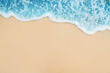 Yumuşak mavi okyanus dalgası Sandy Beach üzerinde arka plan..