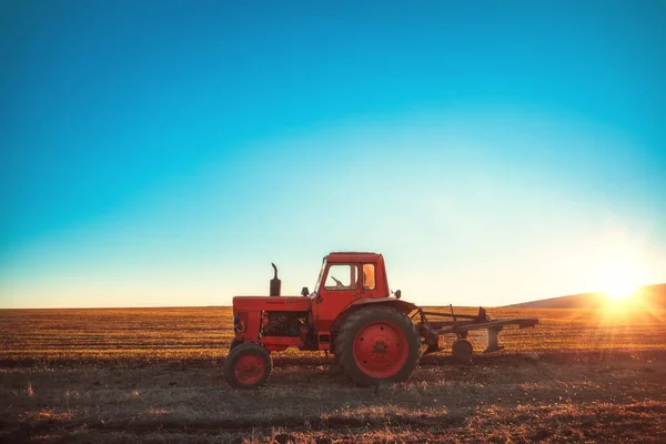 Campo Cultivo Tratores Primavera — Fotografia de Stock