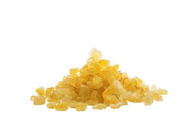 Beyaz arka planda izole Kuruyemiş kurutulmuş narenciye kabuğu