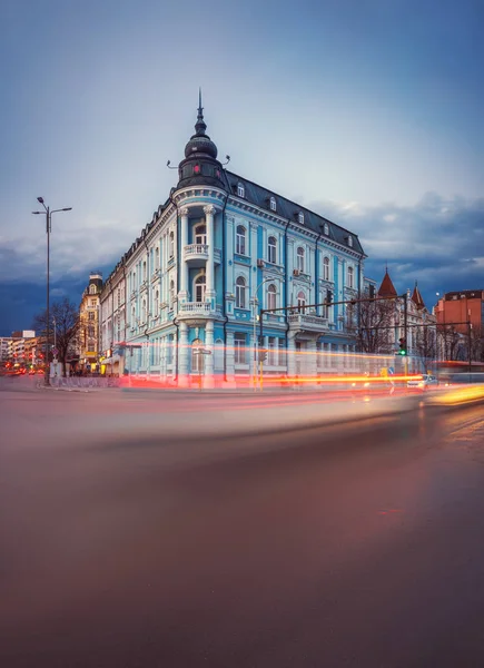 Populární mezník ve Varně, námořní hotel — Stock fotografie