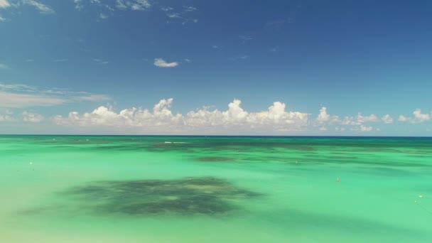 Velero Mar Caribeño Turquesa Vacaciones República Dominicana — Vídeo de stock