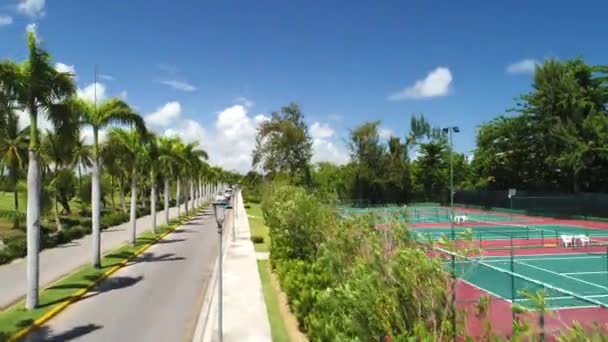 Vue Aérienne Des Courts Tennis Des Terrains Sport Pour Les — Video