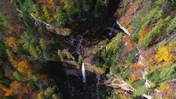 Cascade Lacs Forêt Automne Parc National Plitvice Croatie Vue Aérienne — Video