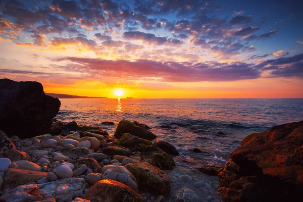 Schöne Wolkenlandschaft Über Dem Meer Sonnenaufgang Sho — Stockfoto