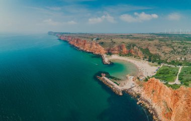 Bolata plajı Bulgaristan. Varna, Cape Kaliakra ve Albena yakınlarındaki egzotik körfez.