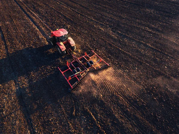 Campo Cultivo Tratores Outono Vista Aérea — Fotografia de Stock