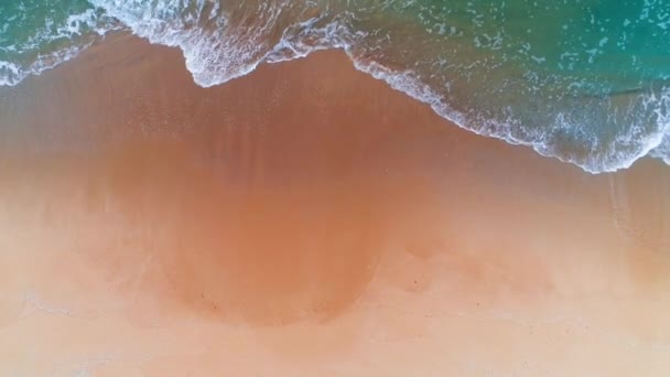 Aerial View Sea Waves Sandy Beach — Stock Video