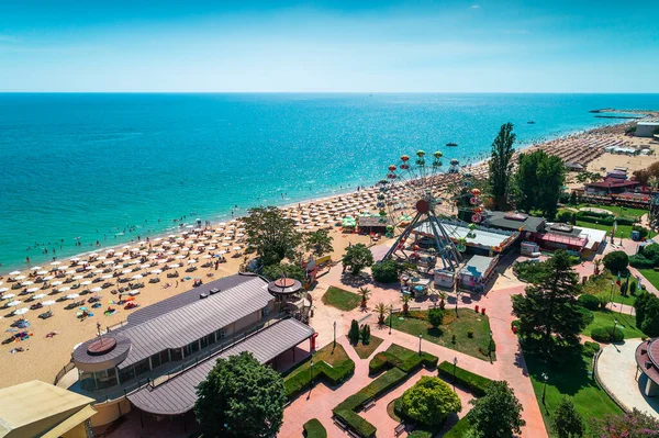 保加利亚瓦尔纳附近的Zlatni Piasaci金沙海滩度假胜地的空中景观 — 图库照片