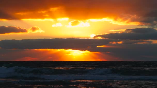 Golden Sunrise Dramatic Clouds Sea Waves Beach — Stock Video