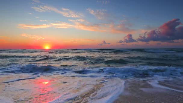 Hermoso Amanecer Sobre Mar — Vídeo de stock