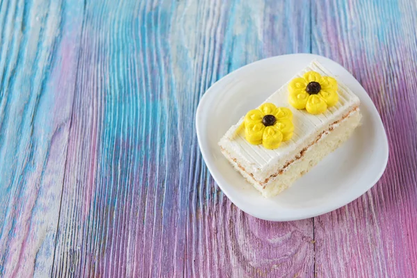 Tasty mini cake — Stock Photo, Image