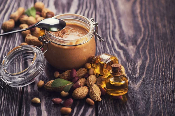 Natural peanut butter — Stock Photo, Image