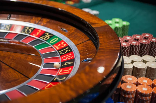 Casino, hazardní hry a zábavy koncepce — Stock fotografie