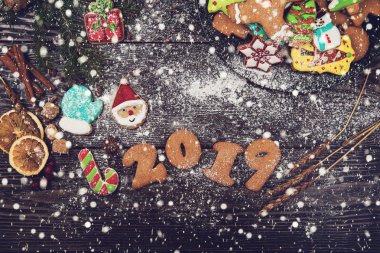 Yeni yıl ve Noel için zencefilli ekmek