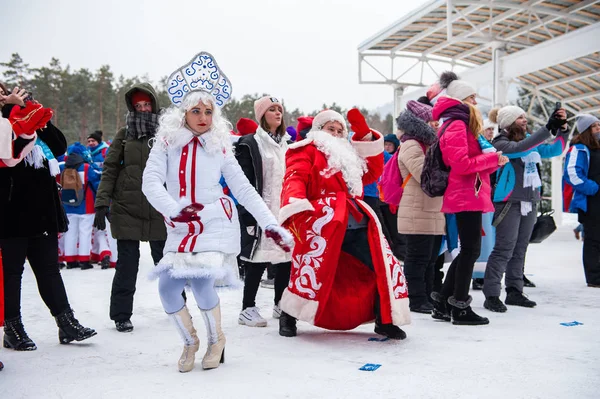 Altaiskaya zimovka Urlaub - der erste Tag des Winters — Stockfoto