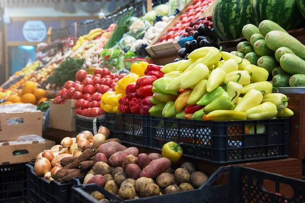Vegetable farmer market counter — Stock Photo, Image