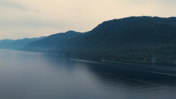 Veduta aerea del lago Teletskoe — Video Stock