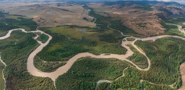 Kurai steppe en Chuya rivier — Stockfoto