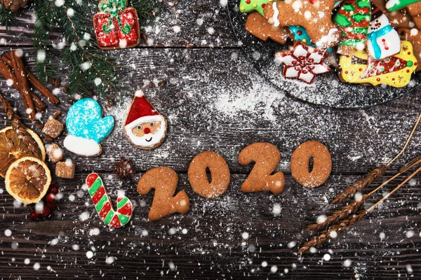 Farklı zencefilli kurabiye 2020 yıl — Stok fotoğraf