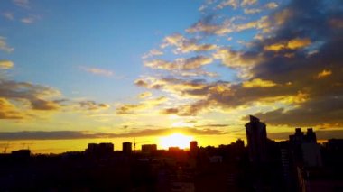 Şehrin Zaman Çizelgesi