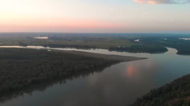 Ob Nehri 'nin havadan görünüşü