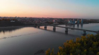 Barnaul şehrinin havadan görüntüsü.