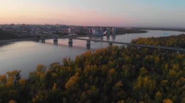 Barnaul şehrinin havadan görüntüsü.